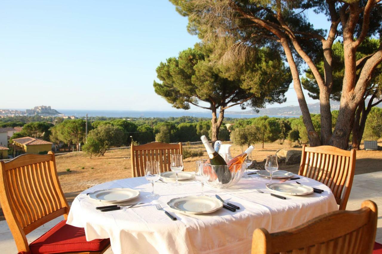 La Ghisonaise Maison D'Hotes Καλβί Εξωτερικό φωτογραφία